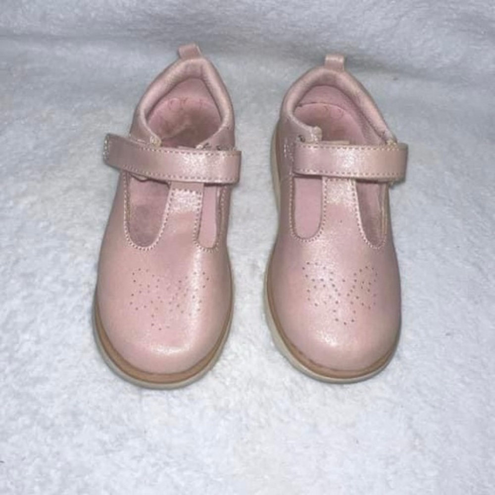 9 Stride Rite - UEC